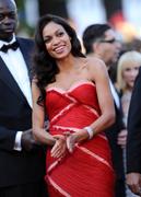 th_47380_RosarioDawsonScreeningofThisMustbethePlaceatthe64thinternationalfilmfestivalinCannes20.5.2011_53_122_432lo.jpg