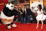th_53742_LucyLiuKungFuPanda2premiereinLosAngeles22.5.2011_222_122_434lo.jpg